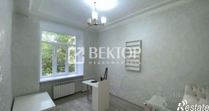 2-комн квартира пр-д 10-й, 8,  д. 8