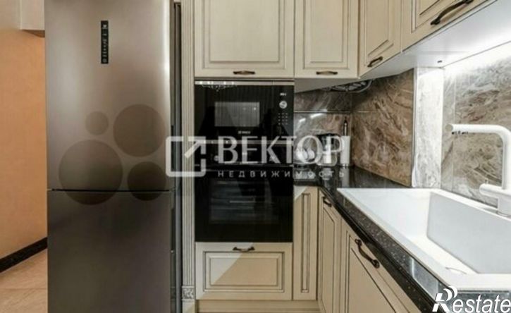3-комн квартира ул Колотилова, 38,  д. 38