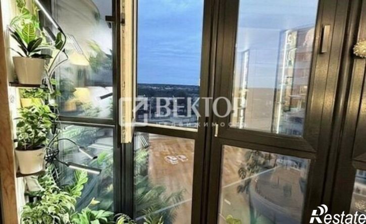 2-комн квартира микрорайон Самоцветы, 2