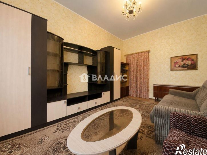 2-комн квартира ул Мякишева, 8,  д. 8