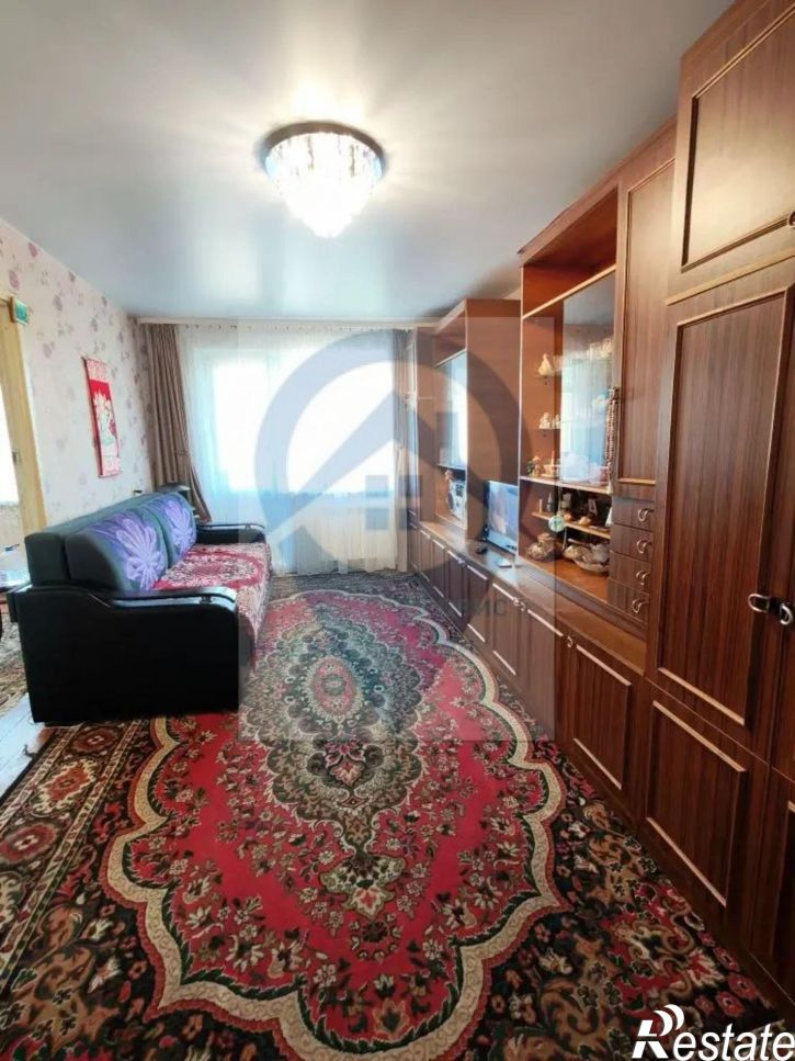 3-комн квартира Любимова ул, 22