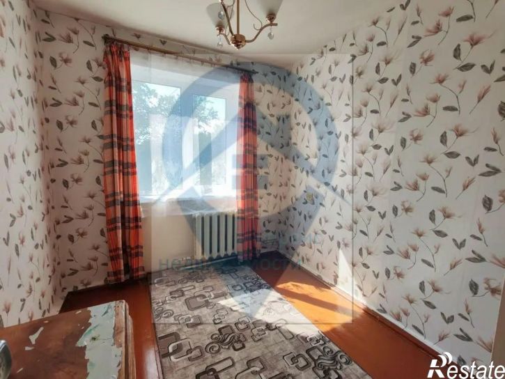 3-комн квартира Любимова ул, 22