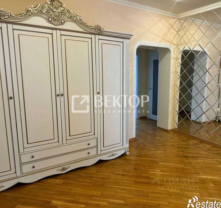 3-комн квартира ул Батурина, 23,  д. 23