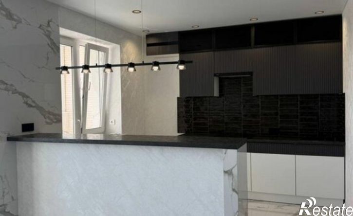 1-комн квартира ул Парижской Коммуны, 55,  д. 55