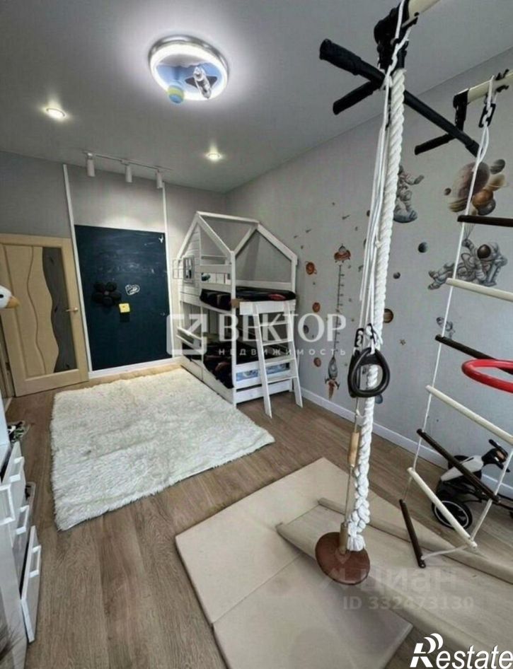 4-комн квартира ул Громобоя, 15,  д. 15