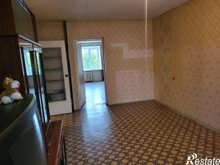 3-комн квартира Велижская ул, 70