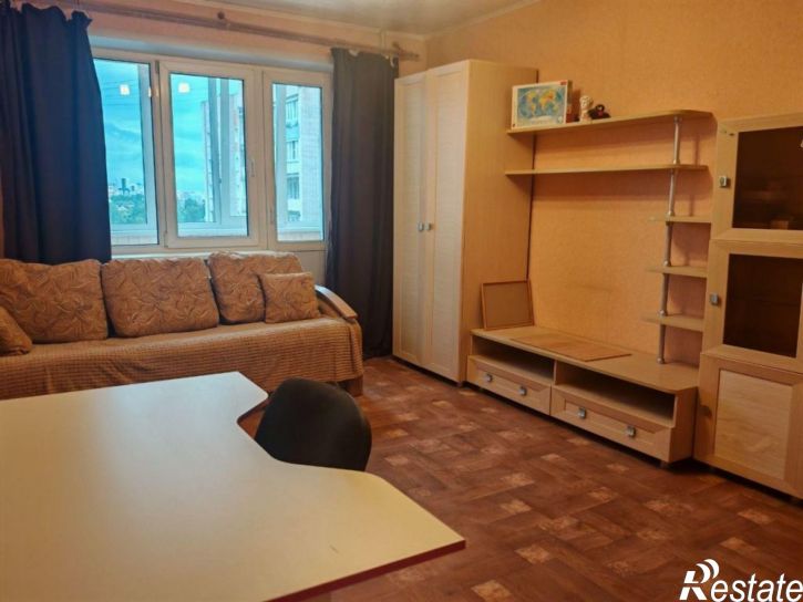 1-комн квартира 10 Августа ул, 56