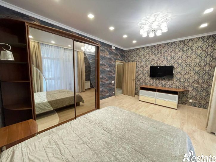1-комн квартира ул Семенчикова, 10,  д. 10