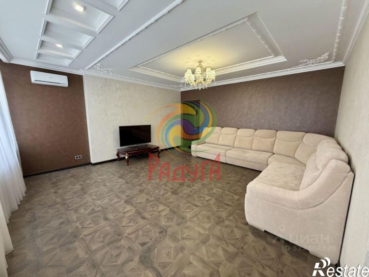 2-комн квартира ул Жарова, 3,  д. 3
