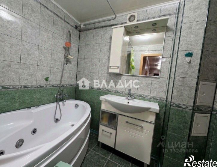 4-комн квартира ул Суворова, 38,  д. 38