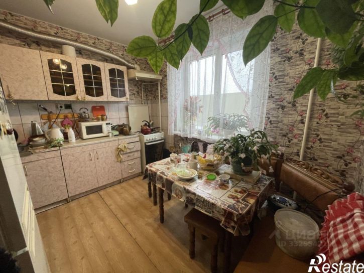 3-комн квартира микрорайон ДСК, 3