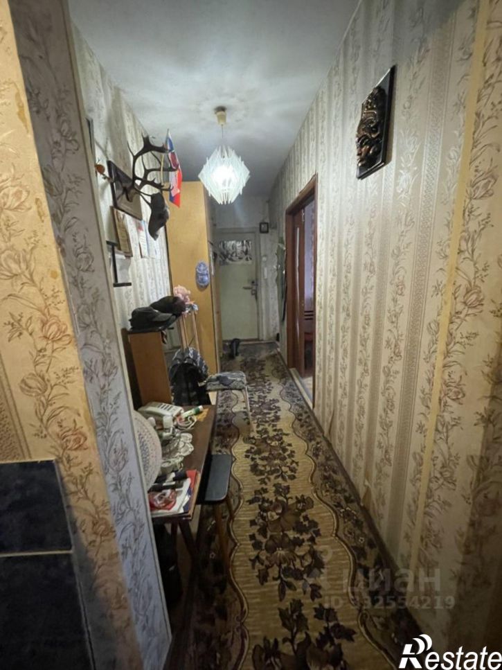 3-комн квартира микрорайон ДСК, 3