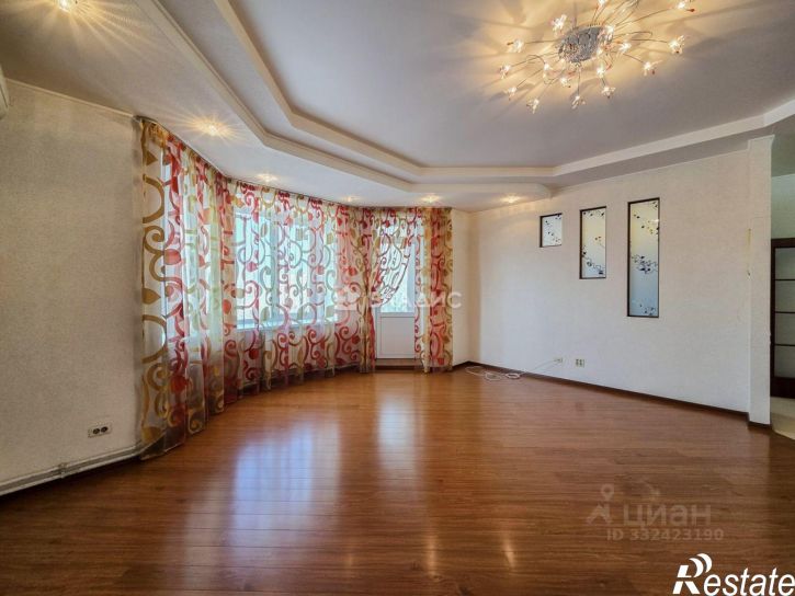 4-комн квартира ул Богдана Хмельницкого, 28,  д. 28