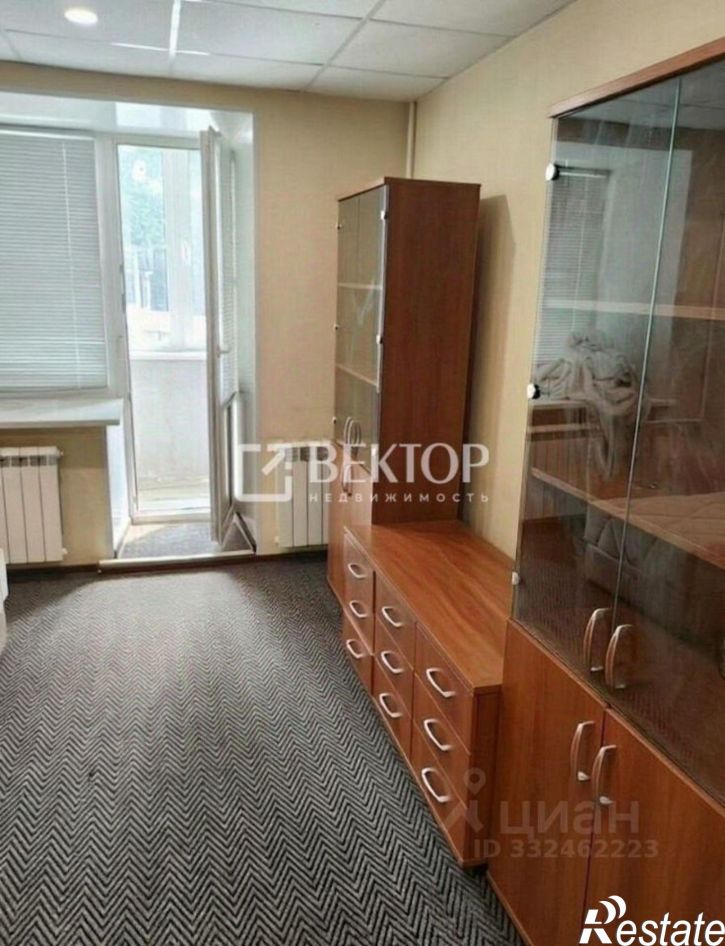 3-комн квартира ул Дзержинского, 2,  д. 2
