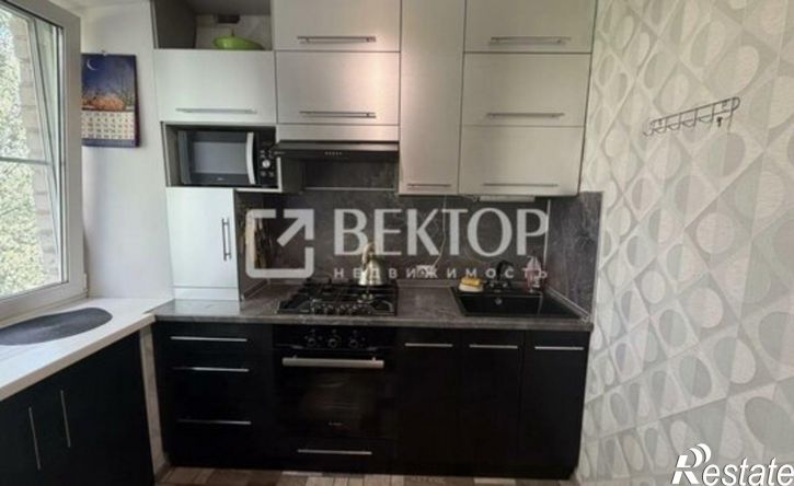 3-комн квартира ул Полка "Нормандия-Неман", 91,  д. 91