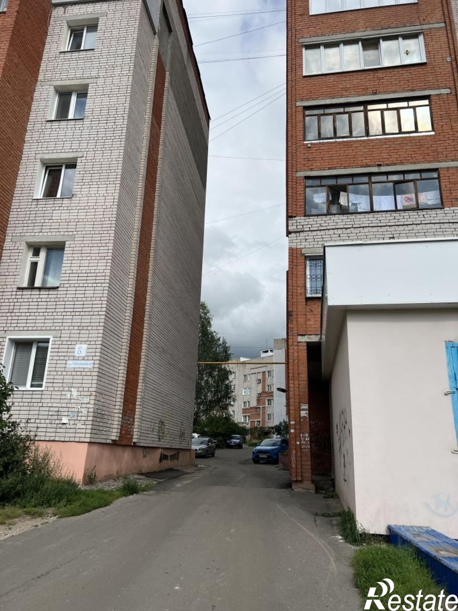 Купить квартиру за 6 500 000 рублей на Революционная ул, 8