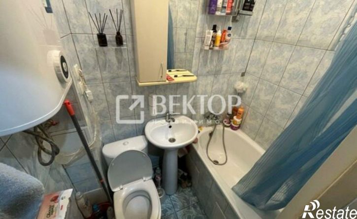 2-комн квартира Коммунальный пер, 15,  д. 15