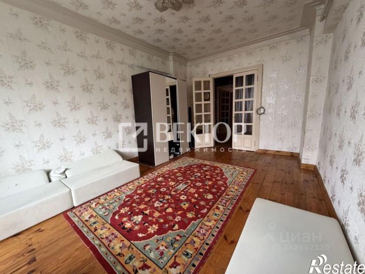 4-комн квартира ул Калинина, 10,  д. 10