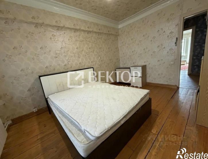 4-комн квартира ул Калинина, 10,  д. 10