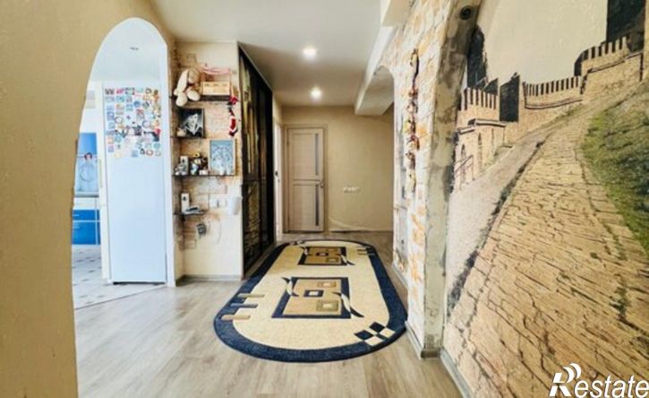 3-комн квартира ул Генерала Горбатова, 23,  д. 23