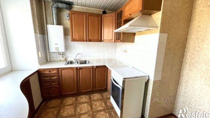 3-комн квартира мкр 30, д 2