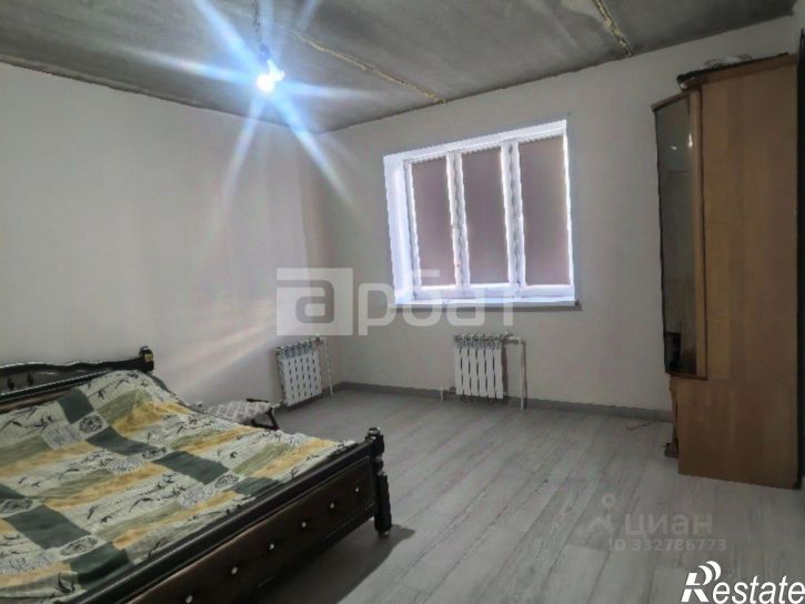 3-комн квартира мкр Самоцветы, д 12