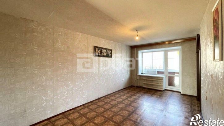 3-комн квартира мкр 30, д 2