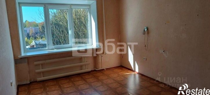 3-комн квартира мкр 30, д 2