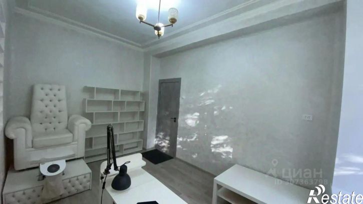 2-комн квартира пр-д 10-й, 8,  д. 8