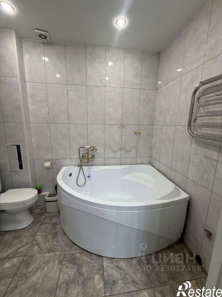 2-комн квартира ул 13-я Березниковская, 24,  д. 24