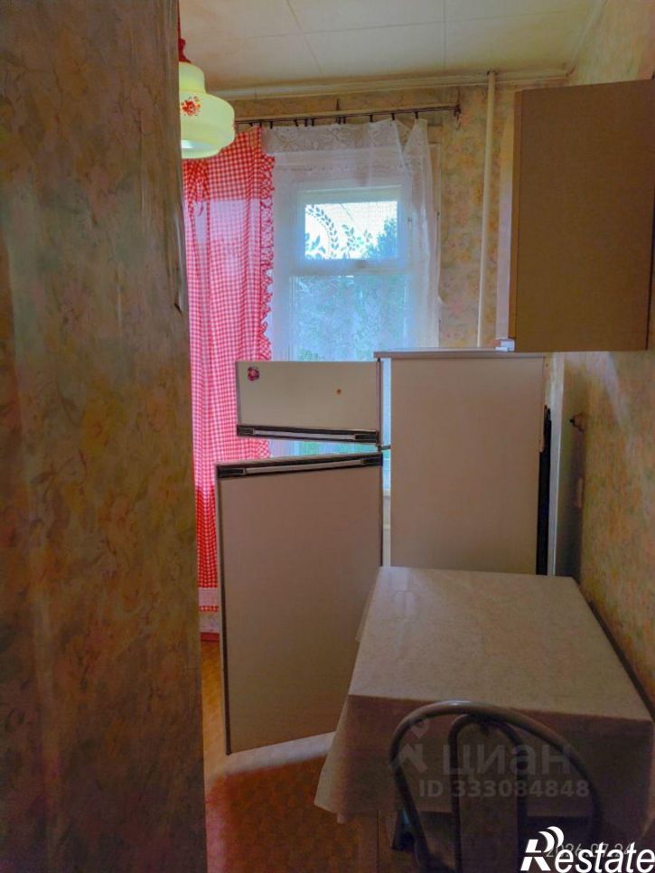2-комн квартира 30-й микрорайон, 23