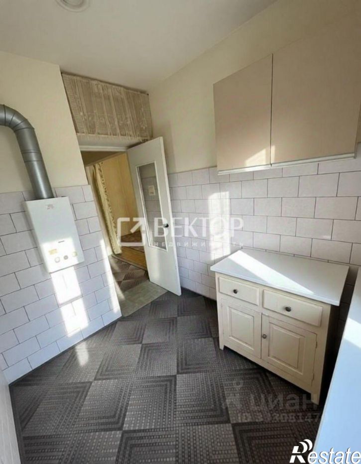 2-комн квартира пр-кт Строителей, 20,  д. 20