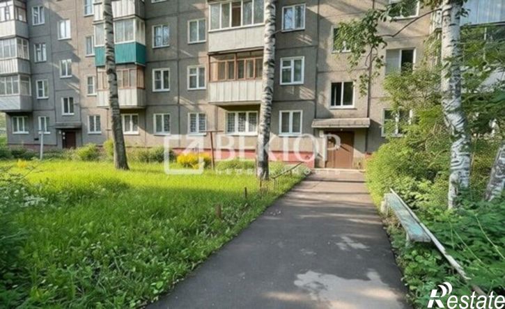 2-комн квартира пр-кт Строителей, 20,  д. 20