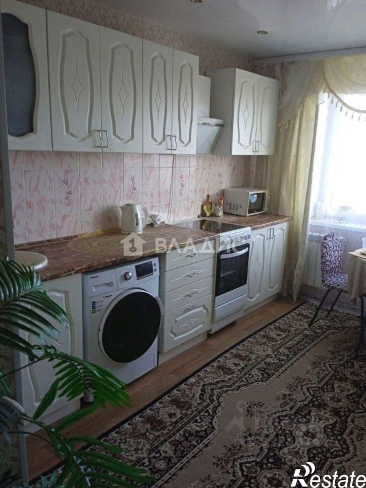 3-комн квартира ул Парижской Коммуны, 41,  д. 41