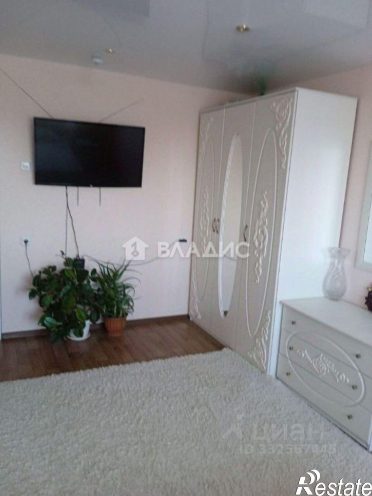 3-комн квартира ул Парижской Коммуны, 41,  д. 41