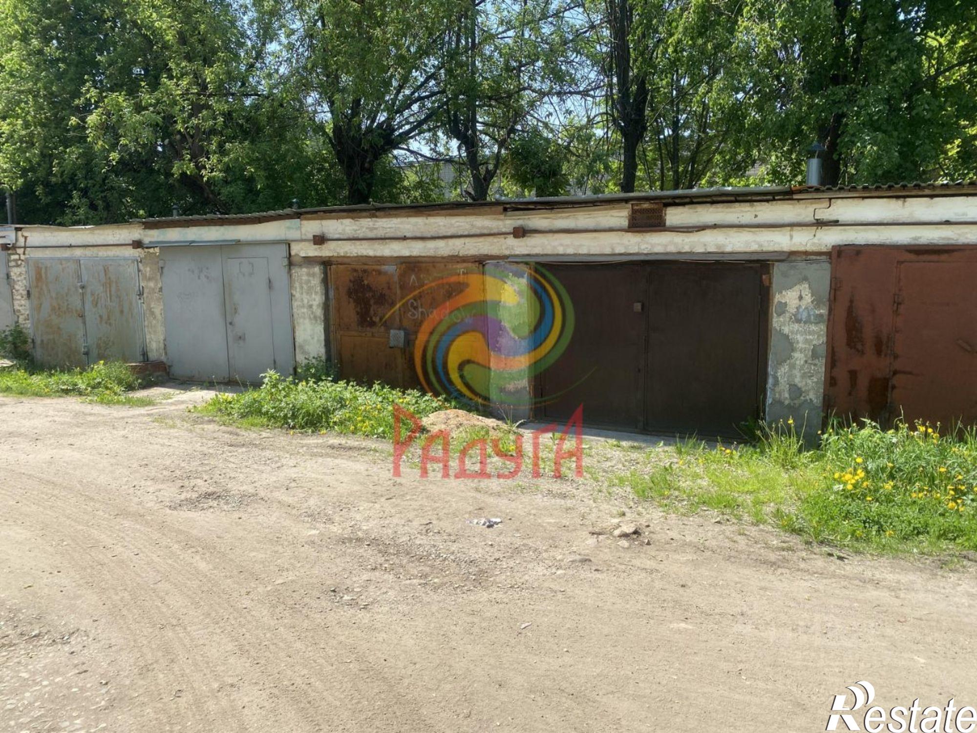 Купить гараж, место в паркинге за 900 000 рублей на ул Благова, 40