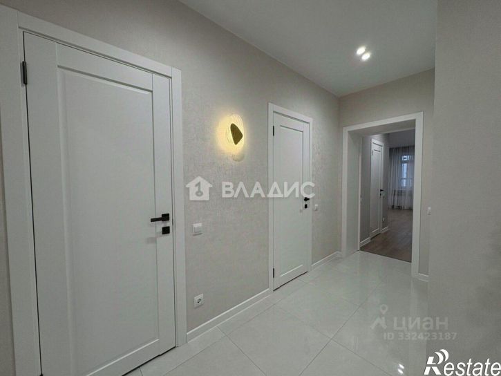 3-комн квартира ул Сарментовой, 13,  д. 13