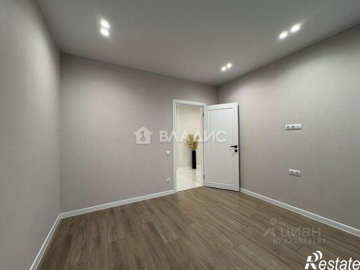 3-комн квартира ул Сарментовой, 13,  д. 13