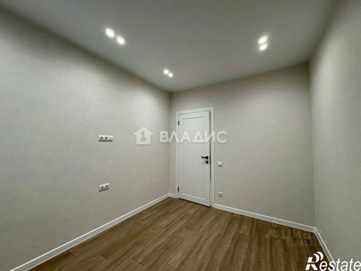 3-комн квартира ул Сарментовой, 13,  д. 13