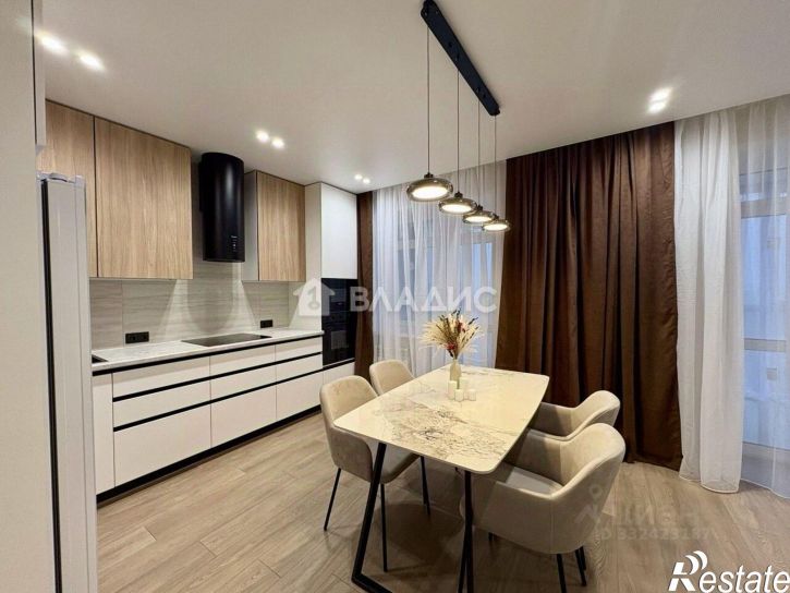 3-комн квартира ул Сарментовой, 13,  д. 13