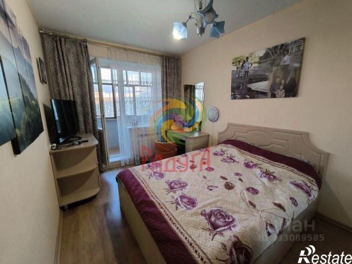 3-комн квартира Микрорайон ДСК, 3