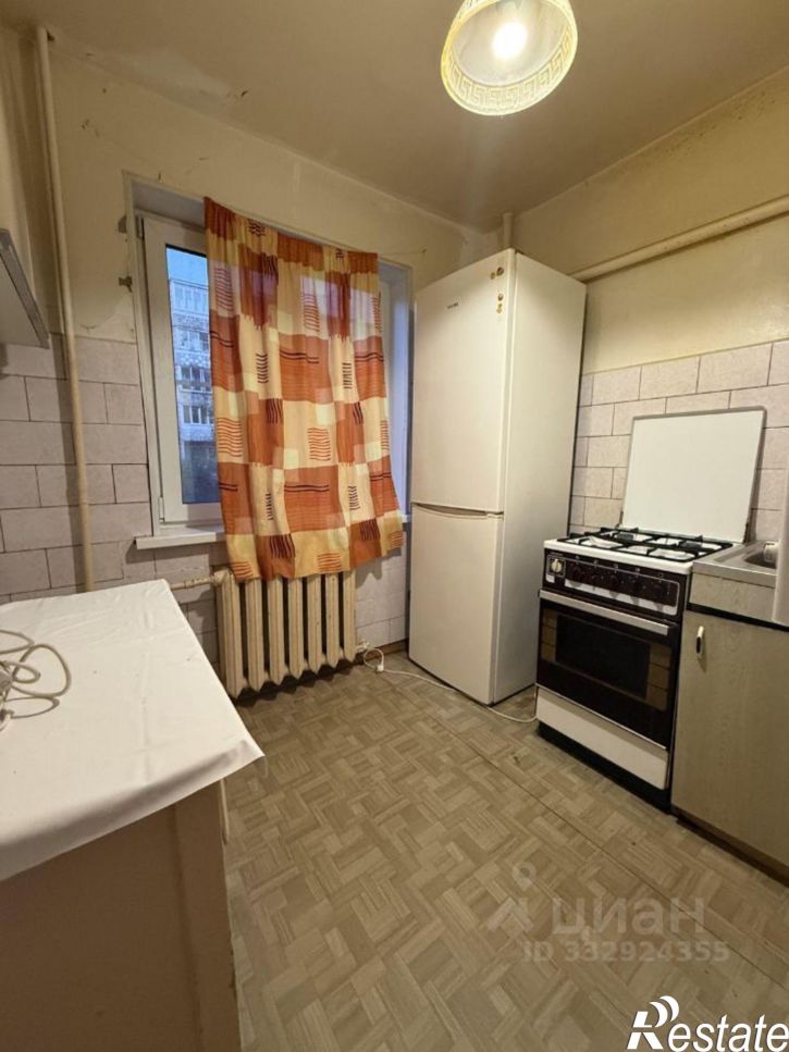 2-комн квартира пр-кт Строителей, 20,  д. 20