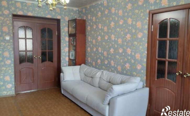 3-комн квартира ул Каравайковой, 50,  д. 50