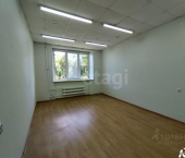 офис 21 кв м, этаж 1/8 ул Калинина, 2