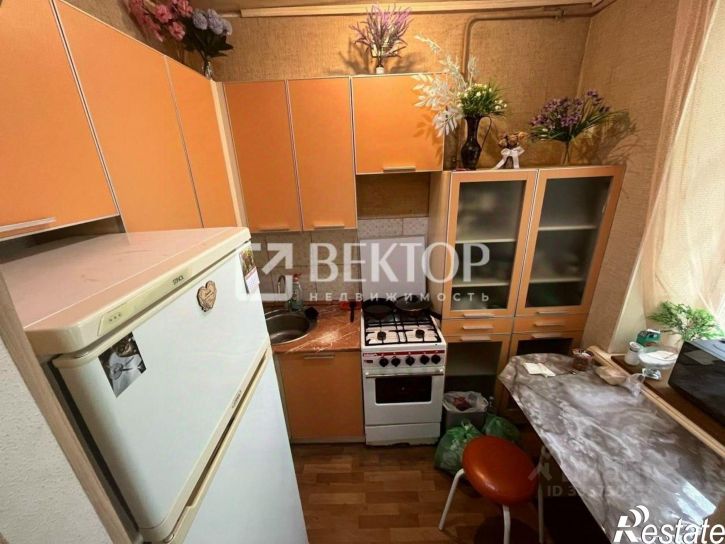 2-комн квартира Коммунальный пер, 15,  д. 15