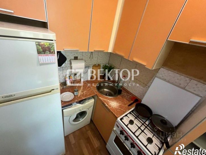 2-комн квартира Коммунальный пер, 15,  д. 15