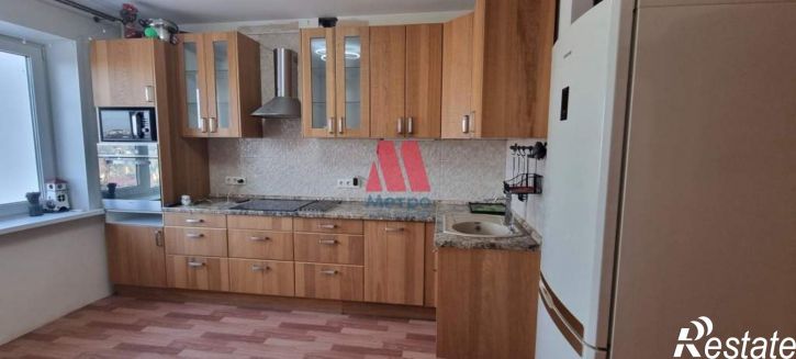 3-комн квартира Московский микрорайон, д.21
