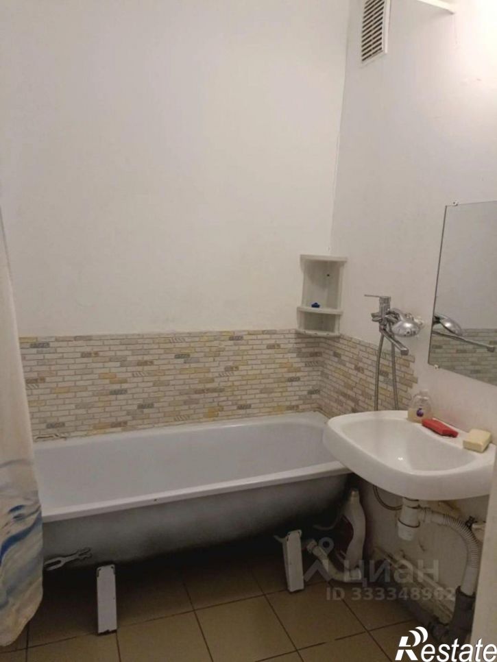 2-комн квартира микрорайон Рождественский, 5