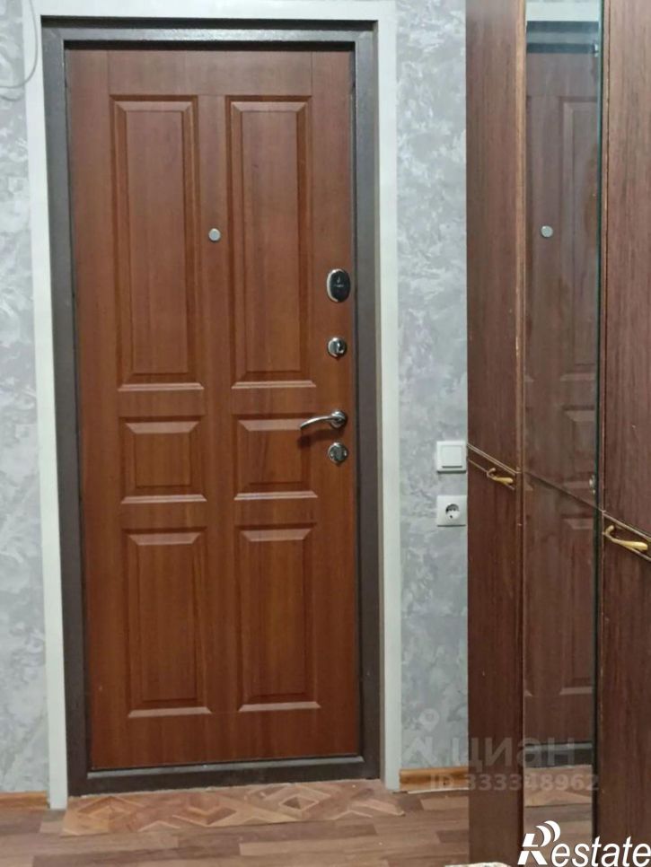 2-комн квартира микрорайон Рождественский, 5