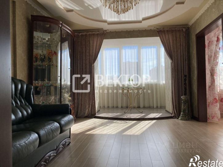 3-комн квартира ул Мякишева, 25,  д. 25